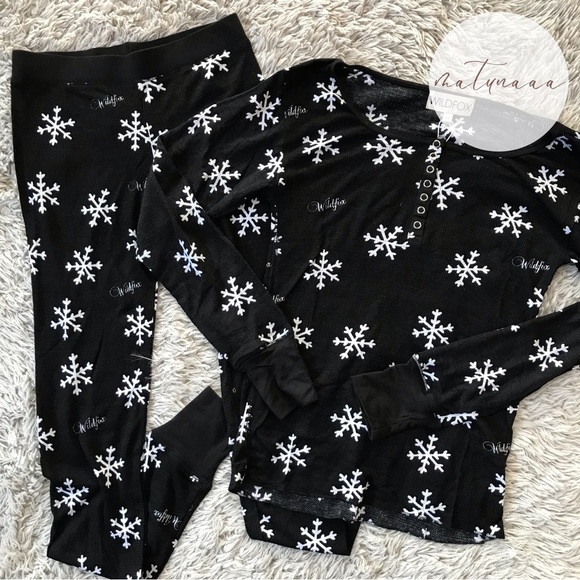 Wildfox Ski Bunny Snowflake Thermal Pajama Set XS Intimates Sleepwear